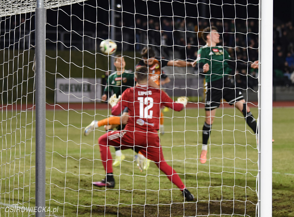 KSZO nokautuje Star w końcówce spotkania