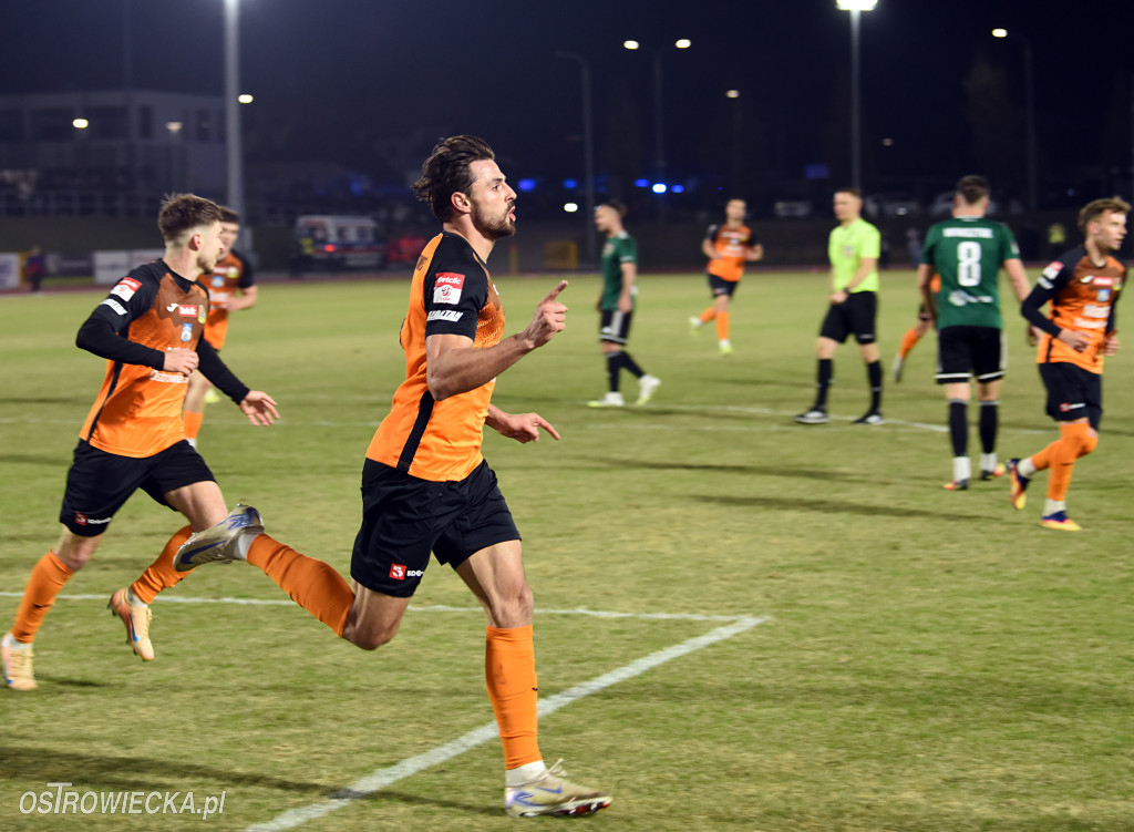 KSZO nokautuje Star w końcówce spotkania