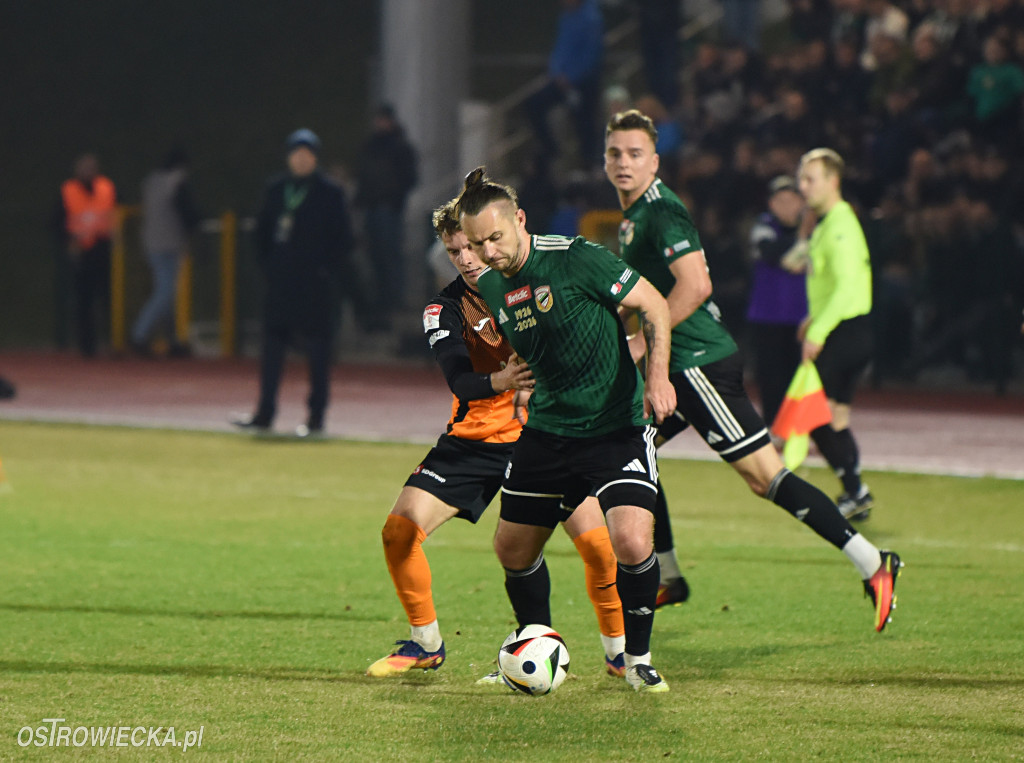 KSZO nokautuje Star w końcówce spotkania