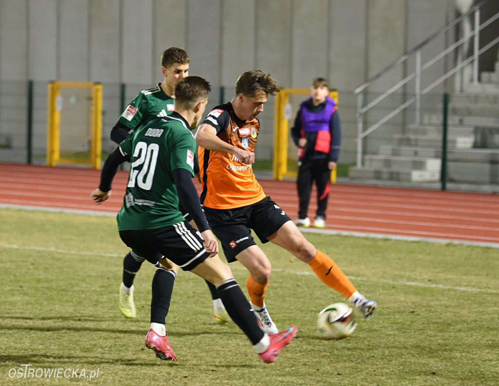 KSZO nokautuje Star w końcówce spotkania