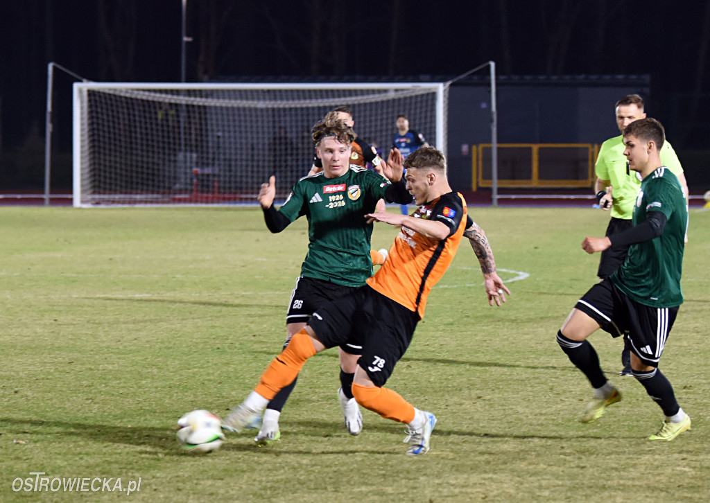 KSZO nokautuje Star w końcówce spotkania