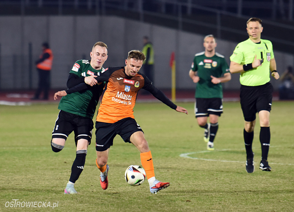 KSZO nokautuje Star w końcówce spotkania