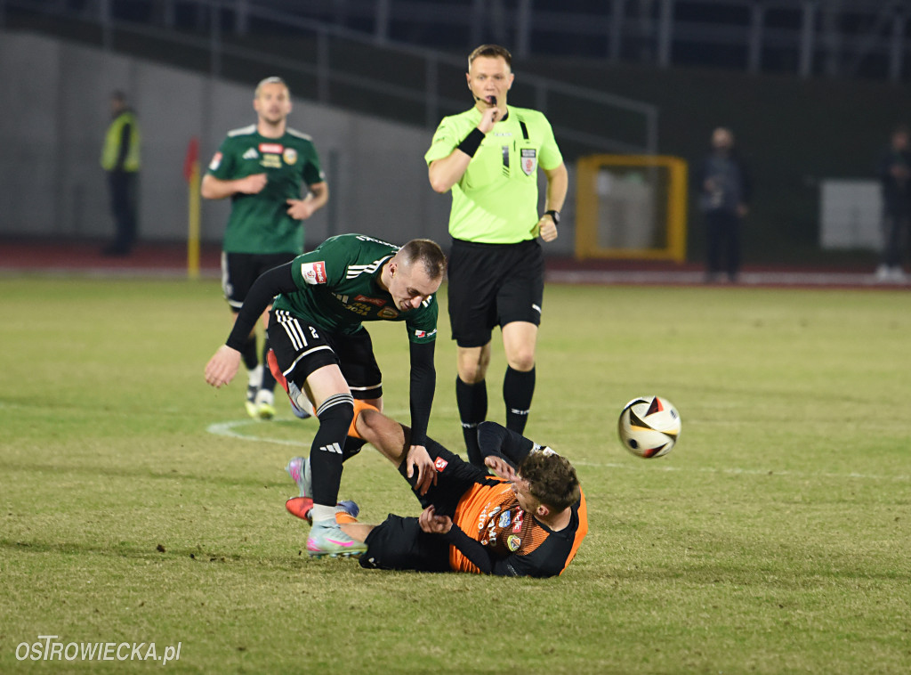 KSZO nokautuje Star w końcówce spotkania