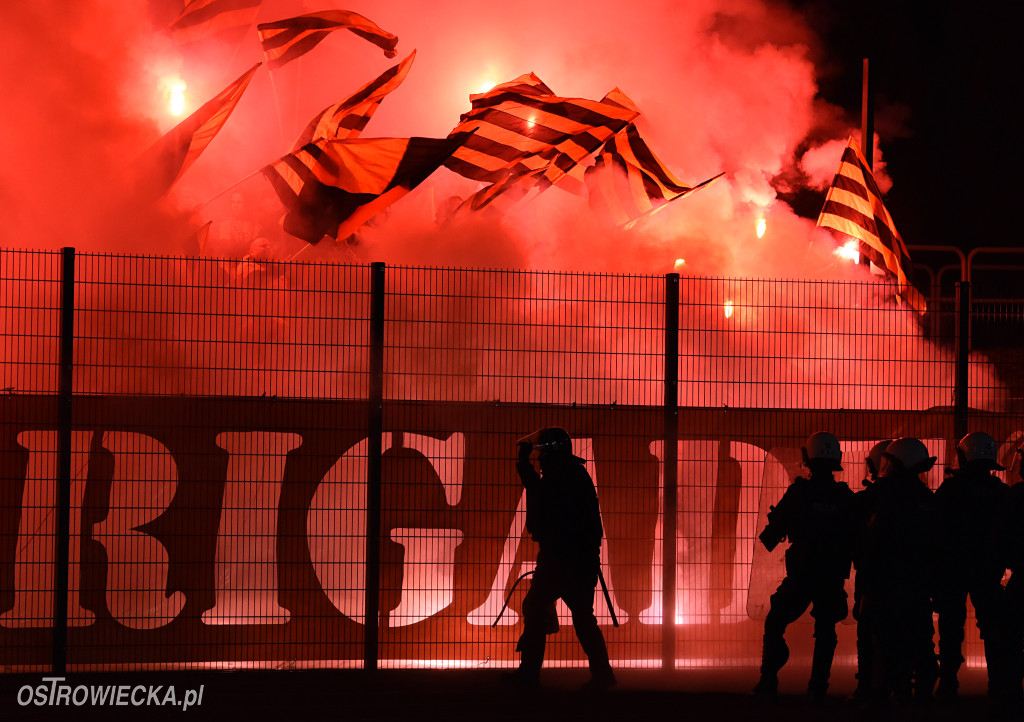 KSZO nokautuje Star w końcówce spotkania
