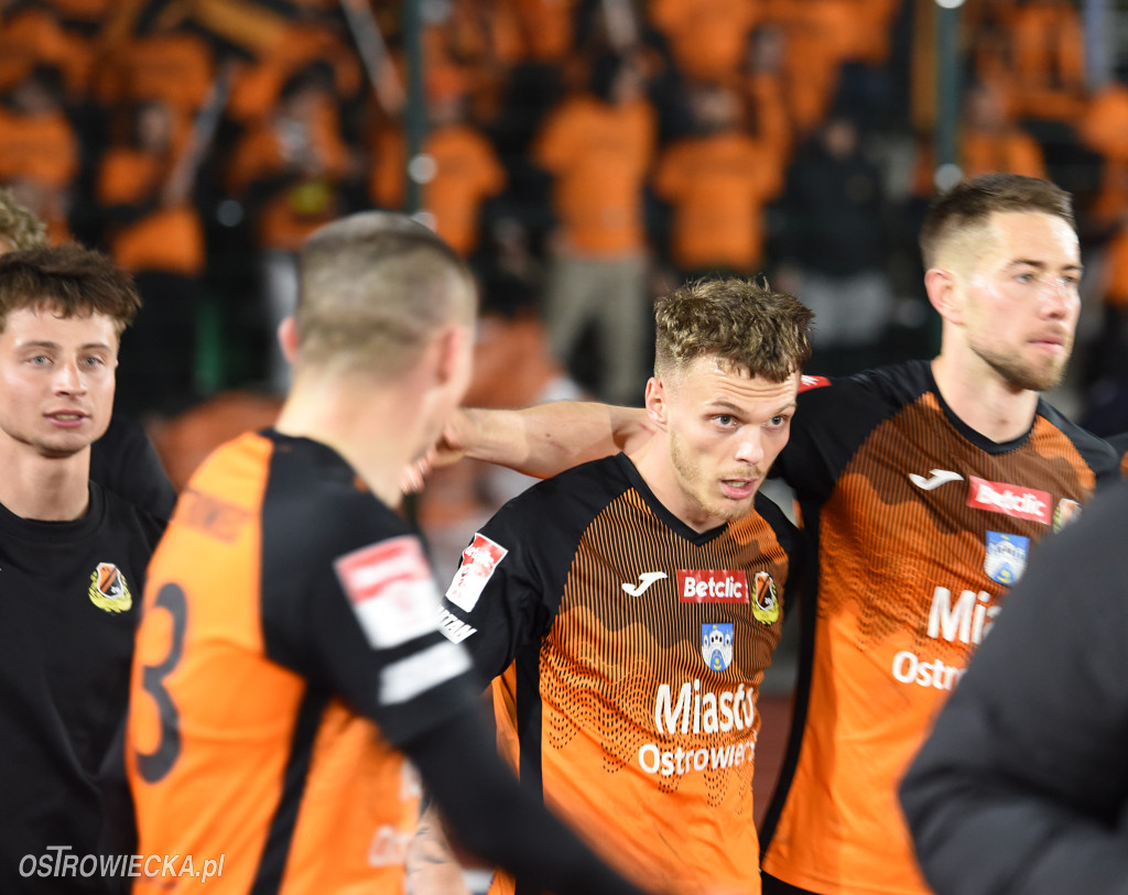 KSZO nokautuje Star w końcówce spotkania