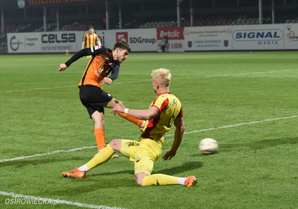 Bezbramkowy remis przy Świętokrzyskiej