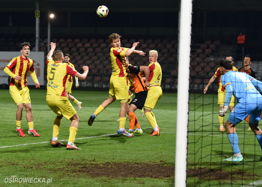 Bezbramkowy remis przy Świętokrzyskiej