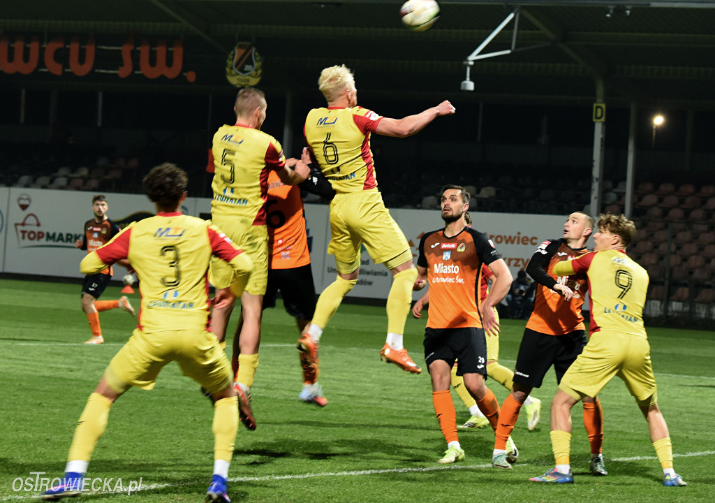 Bezbramkowy remis przy Świętokrzyskiej