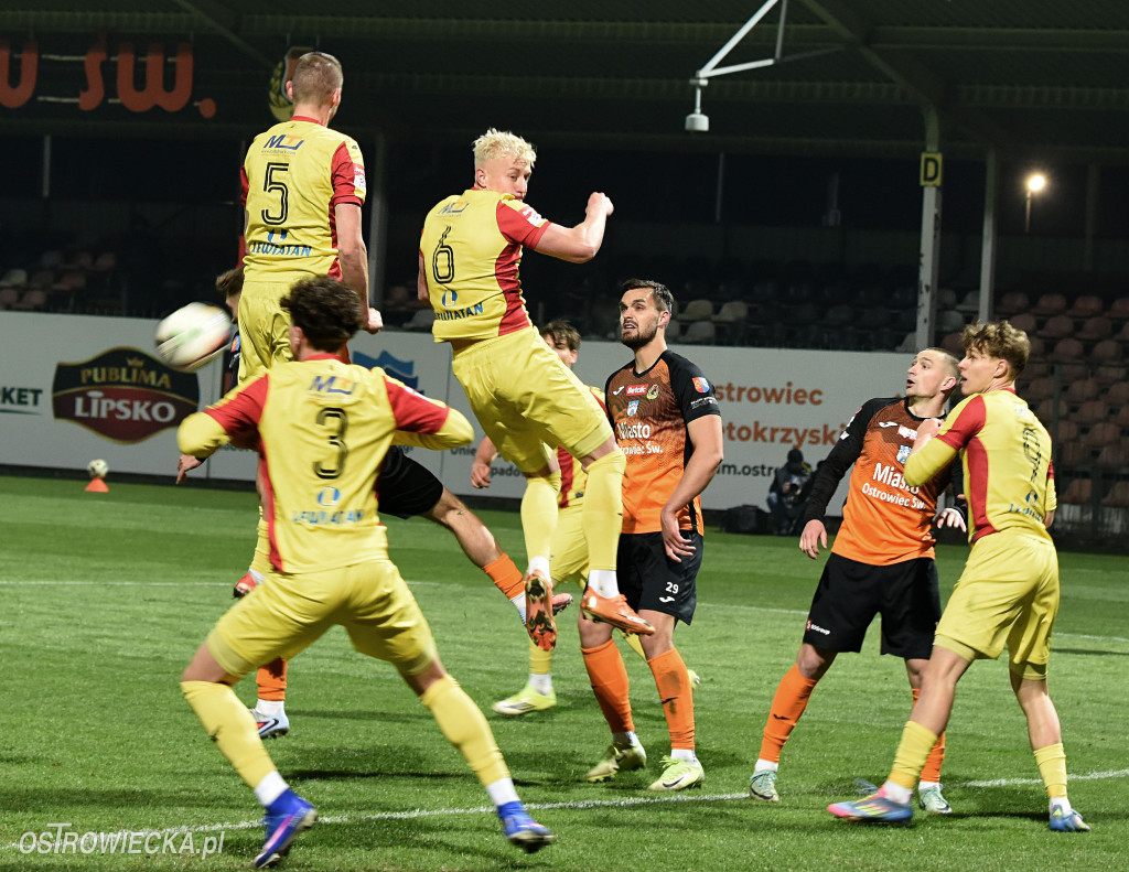 Bezbramkowy remis przy Świętokrzyskiej