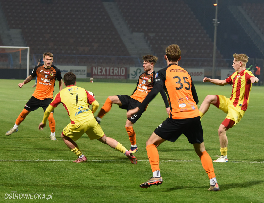 Bezbramkowy remis przy Świętokrzyskiej