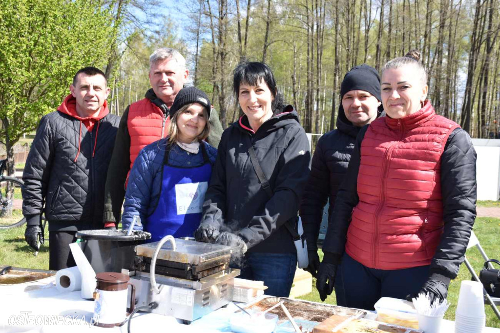 Biegali z „Niebieskim Jeżykiem”
