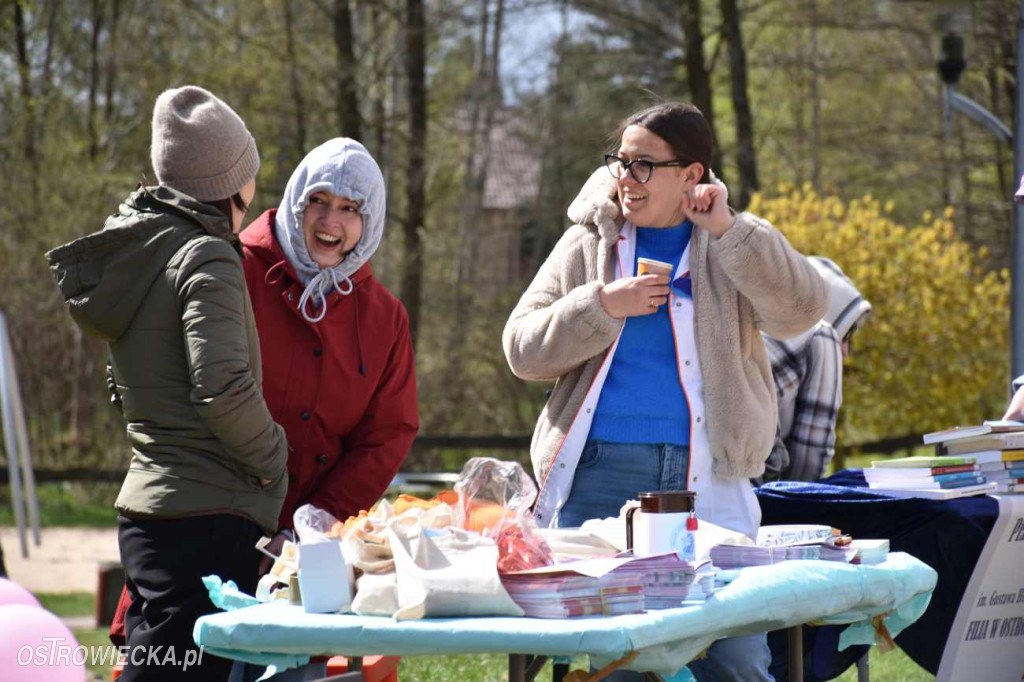 Biegali z „Niebieskim Jeżykiem”