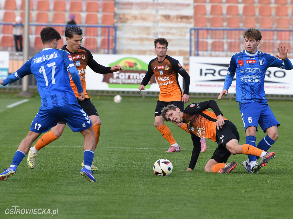 Bolesny remis w Ostrowcu