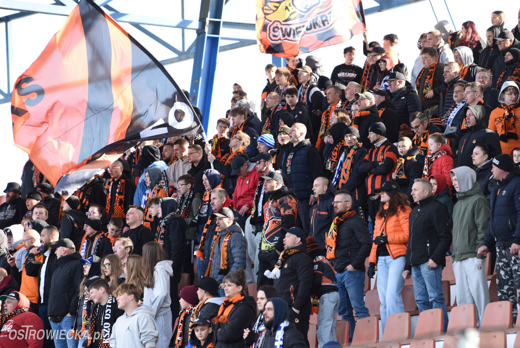 Bolesny remis w Ostrowcu