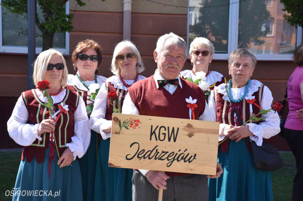 IV Zjazd Kół Gospodyń Wiejskich pod Biało –Czerwoną