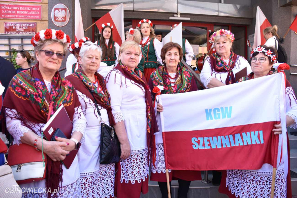 IV Zjazd Kół Gospodyń Wiejskich pod Biało –Czerwoną