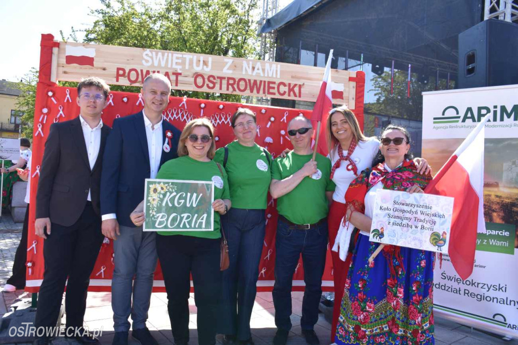 IV Zjazd Kół Gospodyń Wiejskich pod Biało –Czerwoną