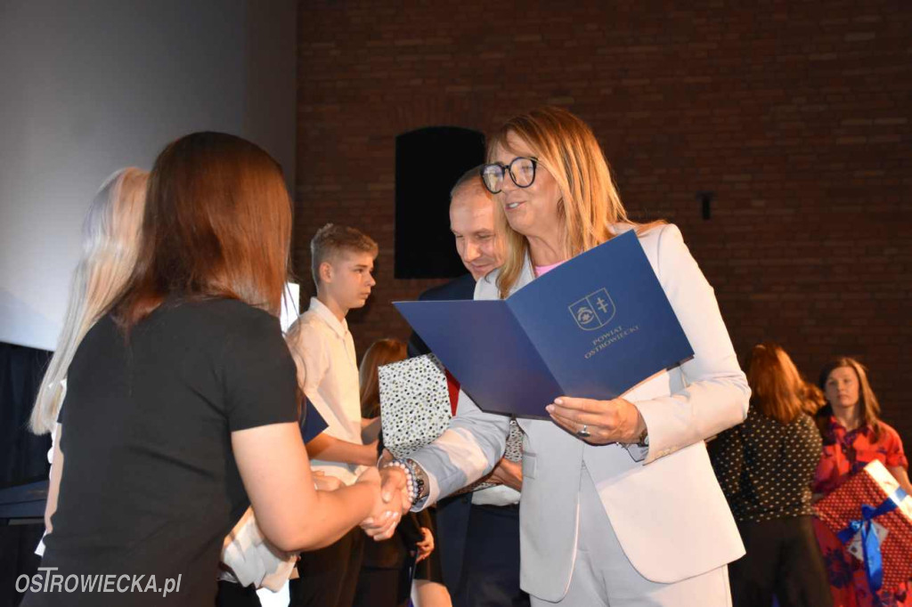 Gala Stypendiów Starosty Ostrowieckiego