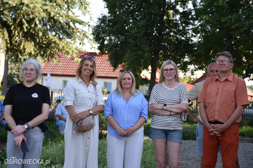 Wioska Pszczelarska „Miodosfera” w Pętkowicach