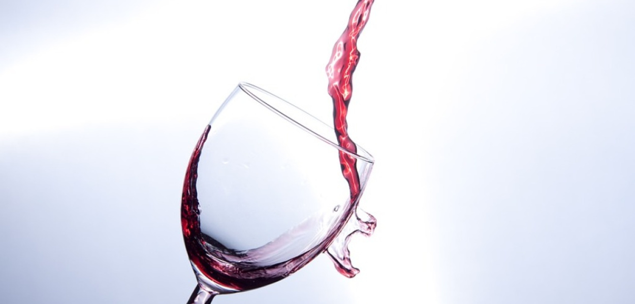 Czerwone wino ? jak wpływa na serce?