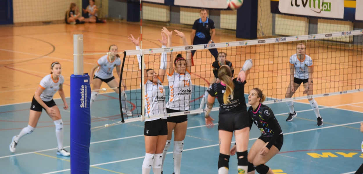 II liga siatkówki kobiet. Grupa IV. *Silesia Volley Mysłowice - KSZO SMS Ostrowiec
