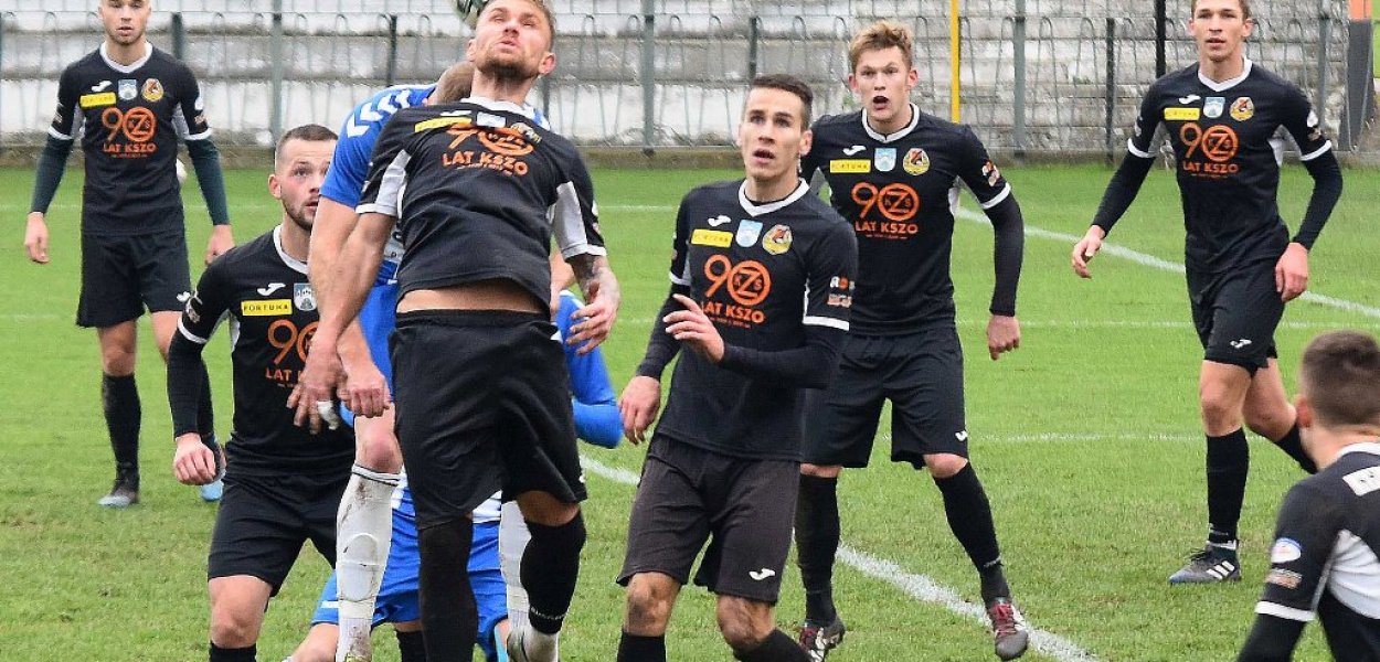 III liga piłkarska. Grupa IV. *KP KSZO 1929 Ostrowiec Świętokrzyski - Wisła Puławy