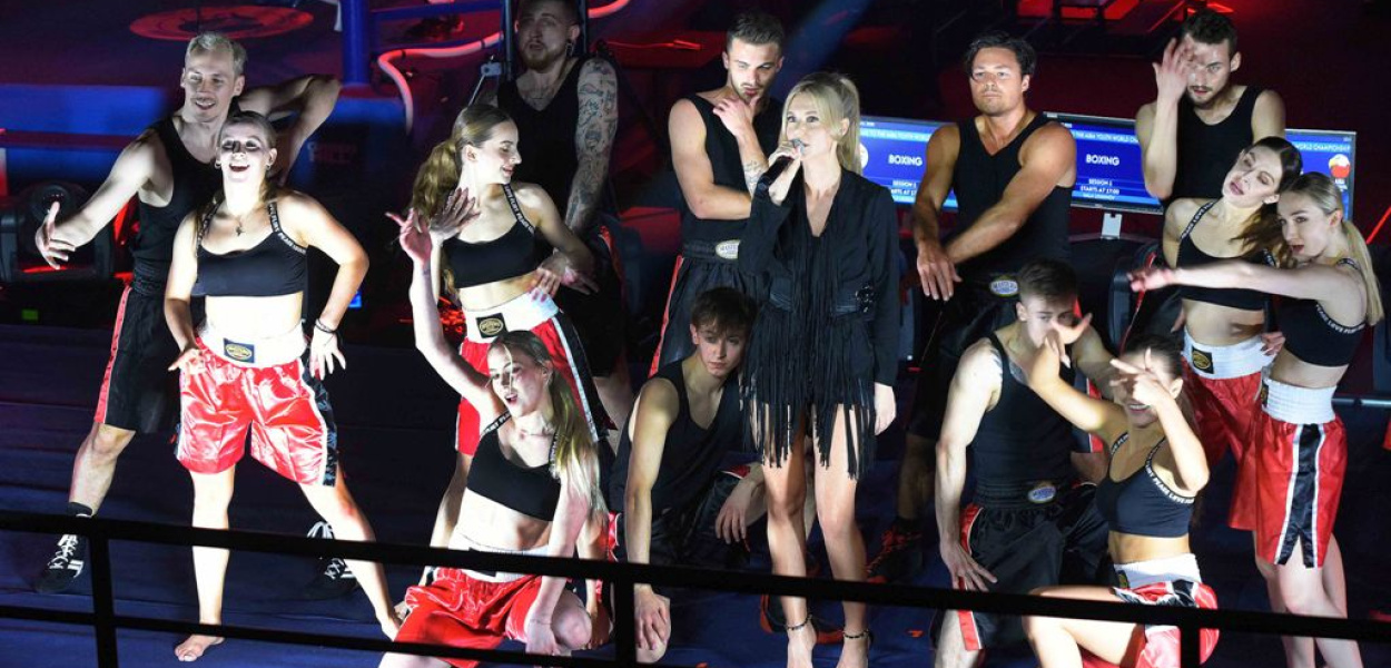 Młodzieżowe Mistrzostwa Świata w Boksie. Hala Legionów w Kielcach. Ceremonia otwar