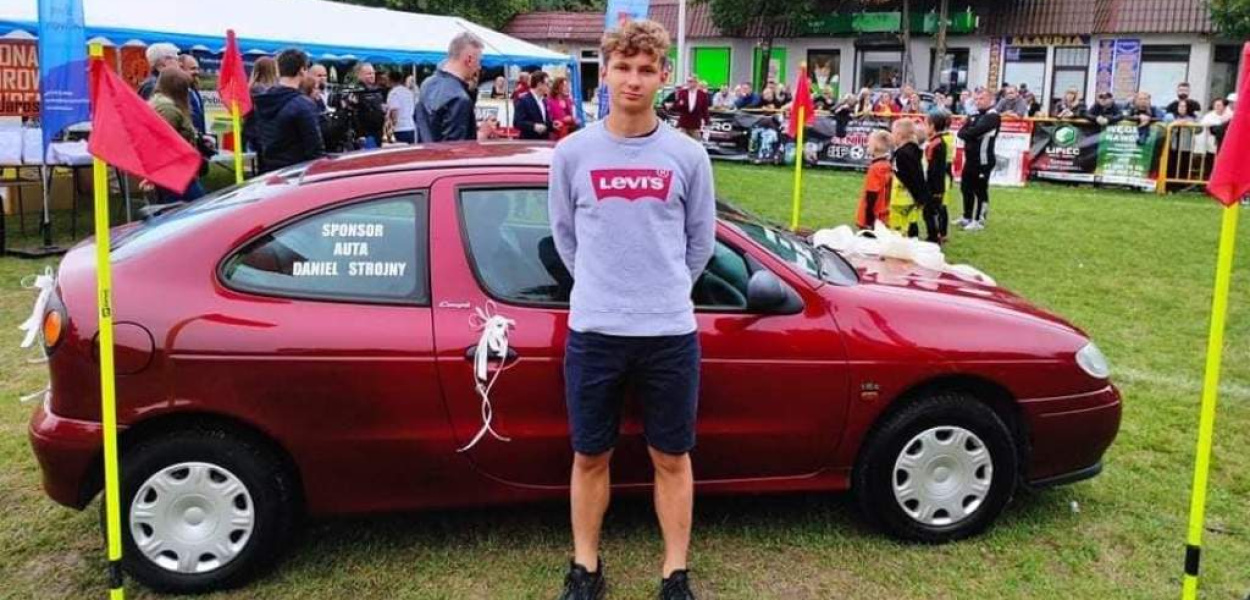 Najlepsi na Piłkarskim Turnieju Ogrody 2021 odebrali nagrody. Renault megane coupe