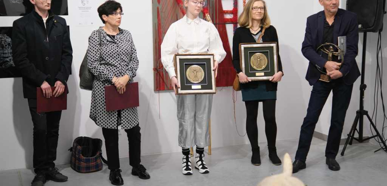 ?Zwierzę? Andrzeja Brzegowego z Grand Prix. Pożegnania w BWA (zdjęcia, wideo)