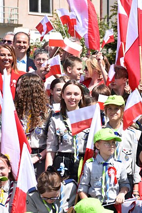 Święto Flagi na ostrowieckim rynku-6320