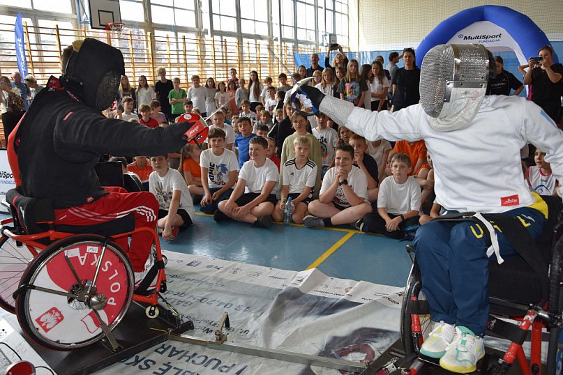 Spotkanie z Grzegorzem Plutą i Nadią Doloh w Szewnie