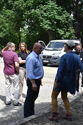 Park Pałacu Wielopolskich w rozkwicie!-6411