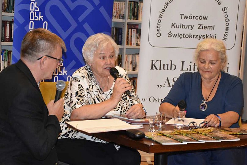 Promocja tomiku poezji Mirosławy Dudy