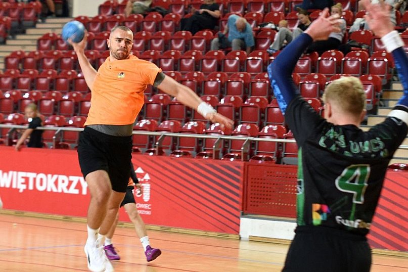 Sparingowy mecz piłkarzy ręcznych KSZO