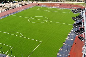 Powiatowy Stadion Międzyszkolny już z nawierzchnią  (wideo,dron)-153543