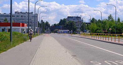 Kolejni zainteresowani zakupem odwiedzą hutę-154325