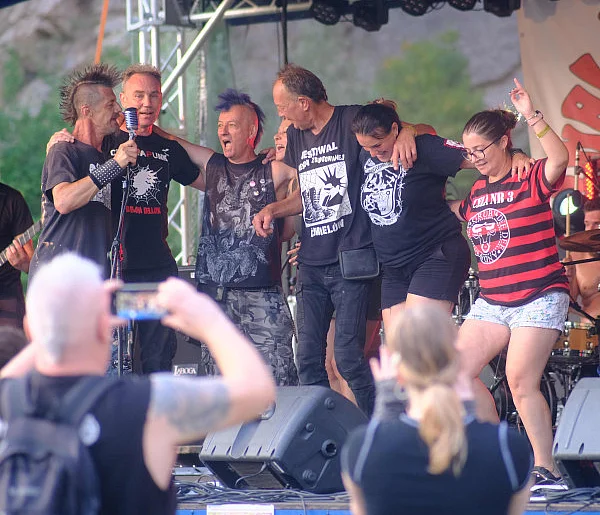 Rozpoczął się czas letnich festiwali w naszym powiecie. Zapraszamy!-159234