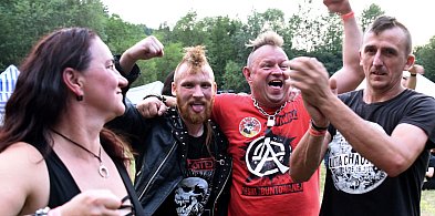 Udany V Festiwal Pieśni Zbuntowanej. Będzie wystawa (zdjęcia)-159542