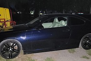 Policjanci zabezpieczyli kradzione BMW-159970