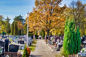 Jesienne porządki na grobach-6584