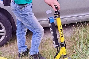 Przejeżdżał hulajnogą po przejściu-162219