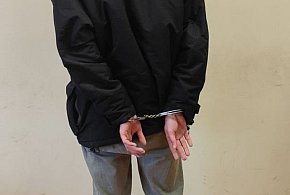 Odpowiedzą za kradzieże w markecie