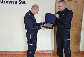 Po 32 latach służby przeszedł na emeryturę