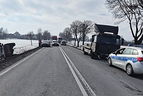Zderzenie lawety z ciągnikiem rolniczym
