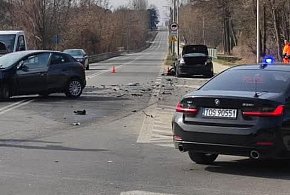 Zderzenie trzech pojazdów