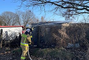Pożar w sąsiedztwie opuszczonego budynku