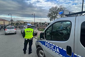 80-letnia piesza potrącona przez auto