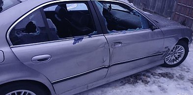 Uszkodzili BMW o piątej rano