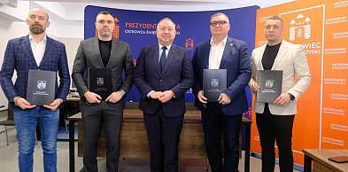 Gmina Ostrowiec Świętokrzyski przekazała 1,8 mln złotych na zespoły ligowe!