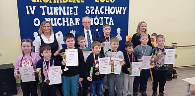 IV Turniej Szachowy o Puchar Wójta Gminy Bodzechów w Gromadzicach